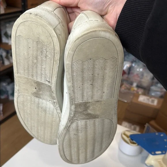 Common Project Sneakers - Picture 6 of 6